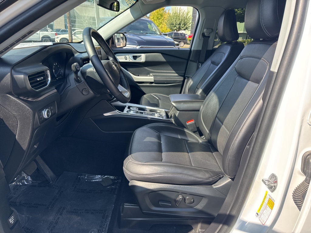 2022 Ford Explorer Limited photo 19