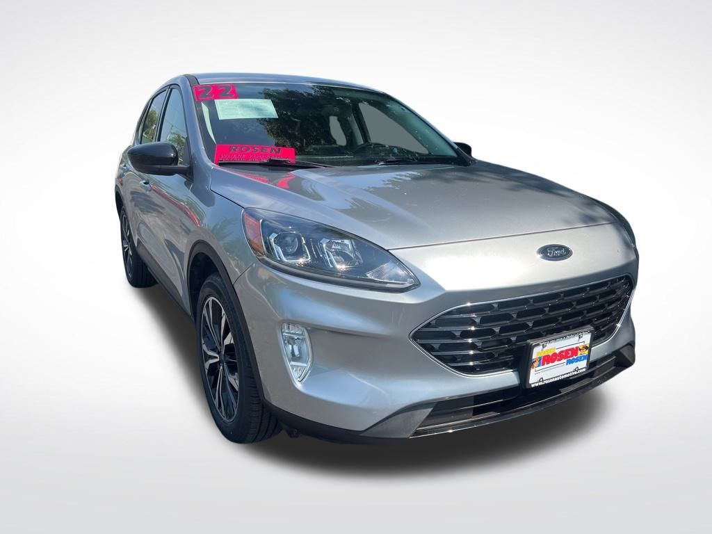 2022 Ford Escape SEL photo 3
