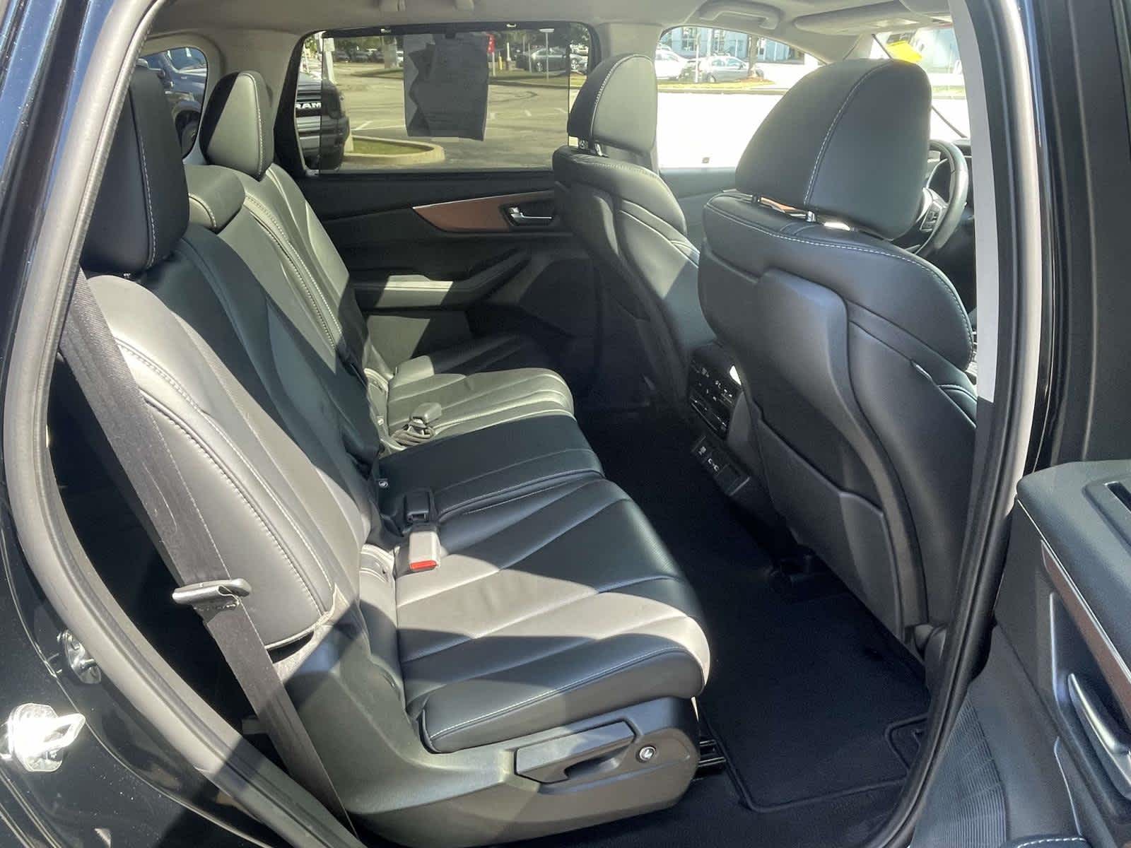 2022 Acura MDX Technology SH-AWD photo 18