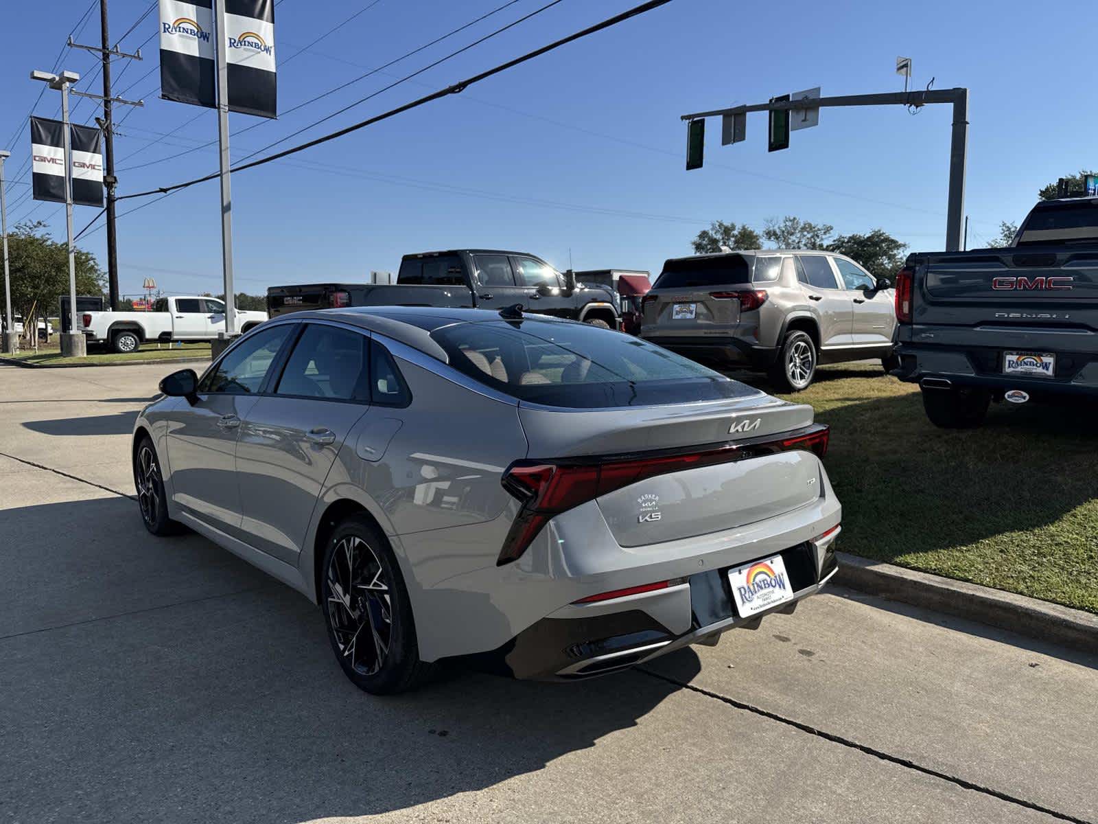 2025 Kia K5 GT-Line photo 5