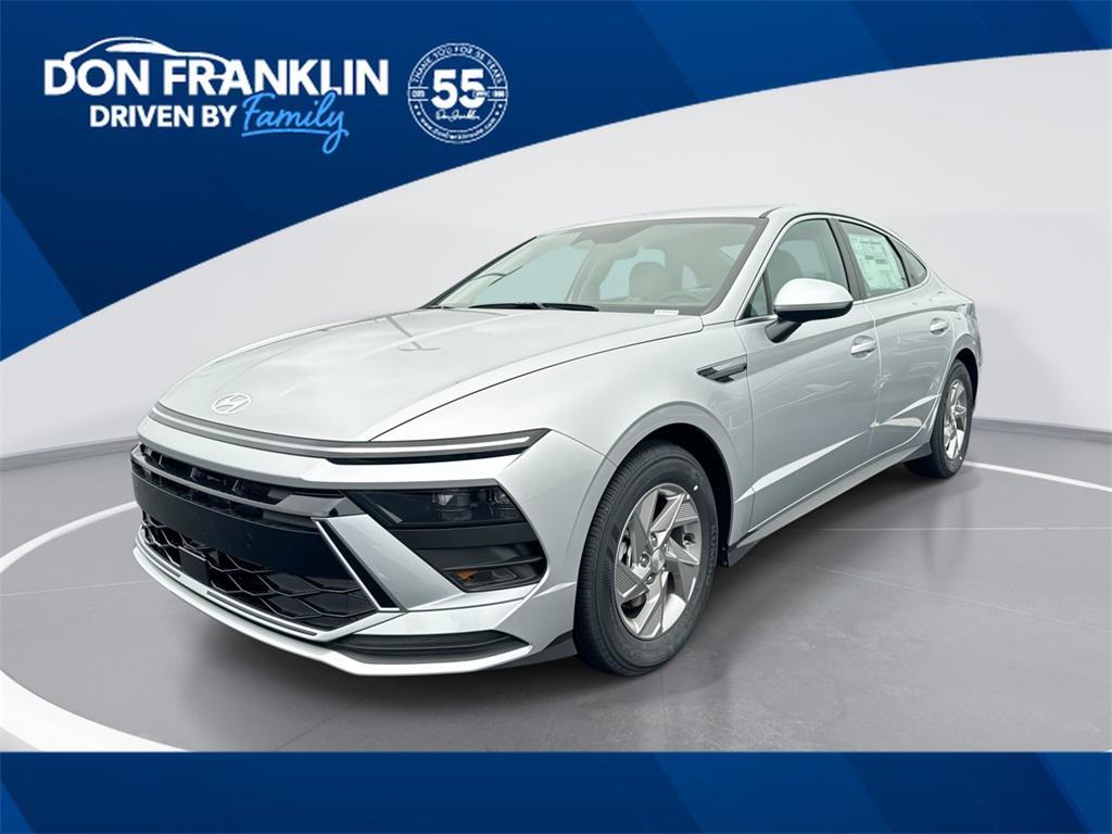 2025 Hyundai Sonata SE's photo