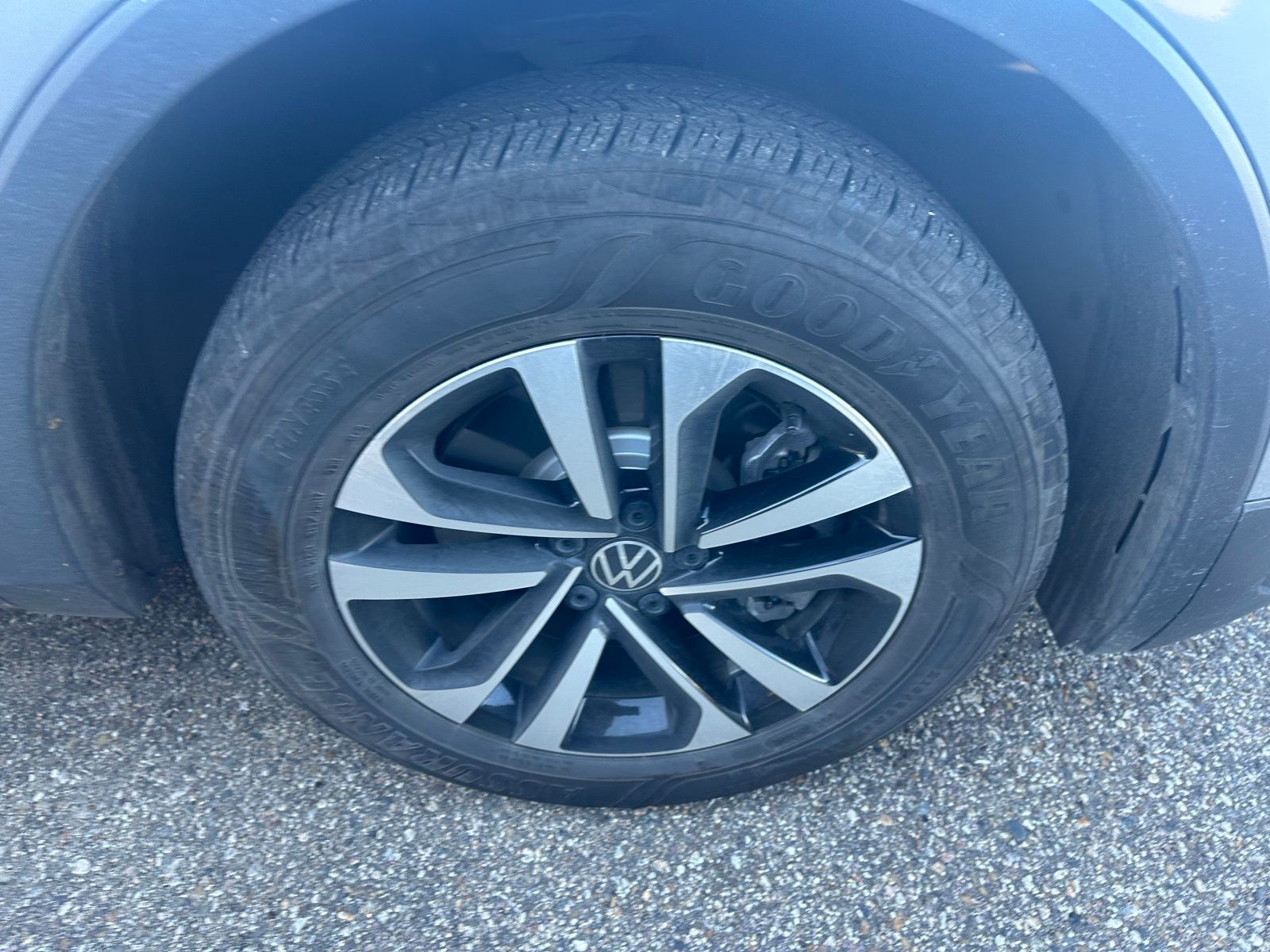 2023 Volkswagen Tiguan S photo 4