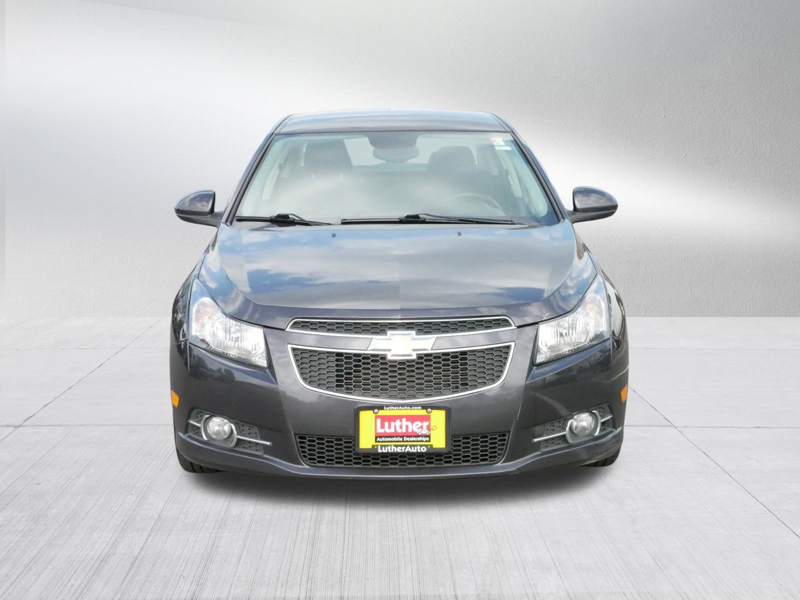 Used 2014 Chevrolet Cruze 1LT with VIN 1G1PC5SB9E7160127 for sale in Hopkins, MN