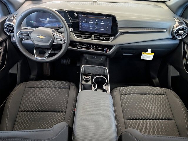 2026 Chevrolet Equinox photo 12