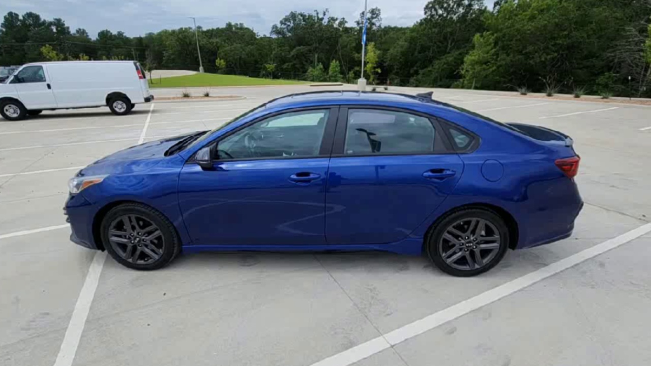 2021 Kia Forte GT-Line photo 32