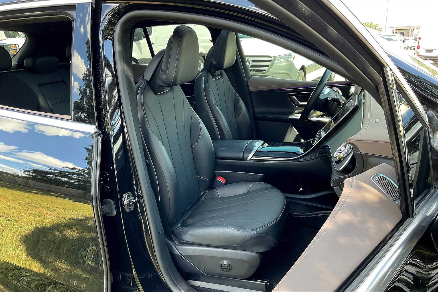 2023 Mercedes Benz EQE SUV 350 photo 7