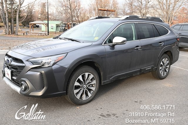 2025 Subaru Outback Touring's photo