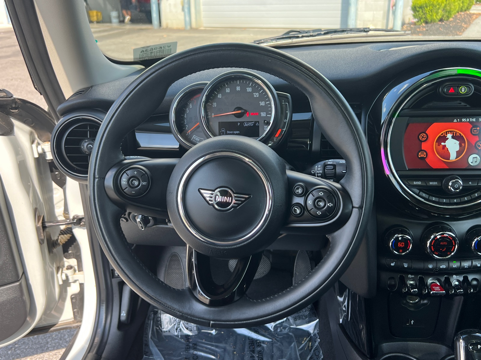 2021 Mini Cooper 2 Door Hardtop Oxford Edition photo 16