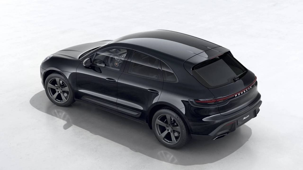 2026 Porsche Macan T photo 3