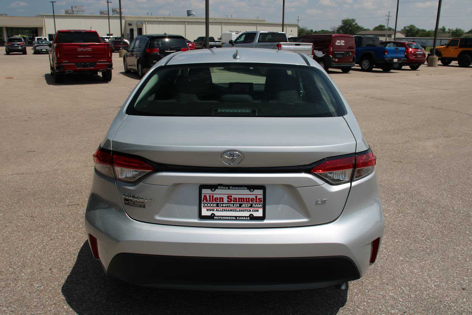 2024 Toyota Corolla LE photo 7