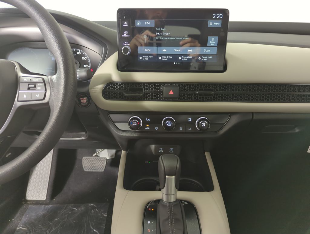 2026 Honda HR-V LX photo 14