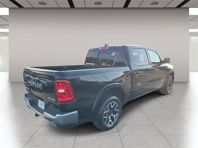 2025 Ram 1500 Laramie photo 3