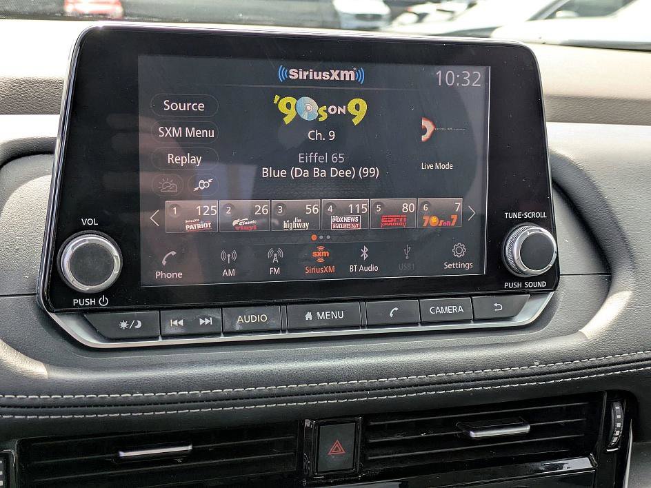2021 Nissan Rogue SV photo 19