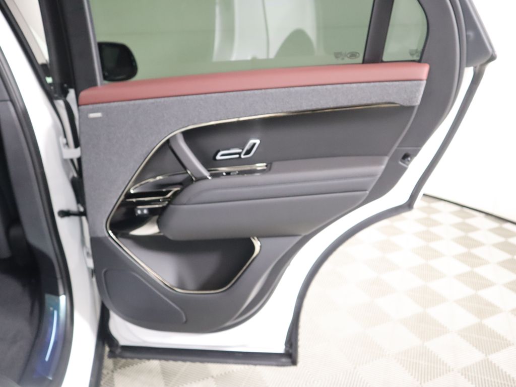 2025 Land Rover Range Rover Sport SE photo 25