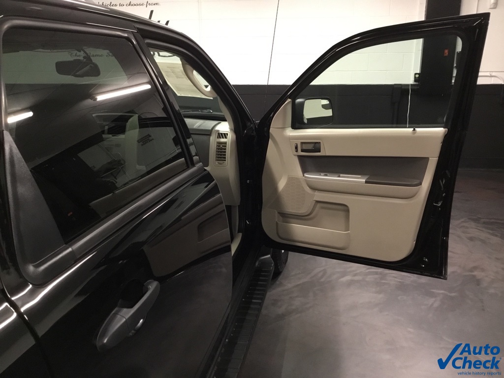 2012 Ford Escape XLT photo 35