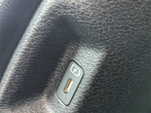 2023 Kia Sportage EX photo 12