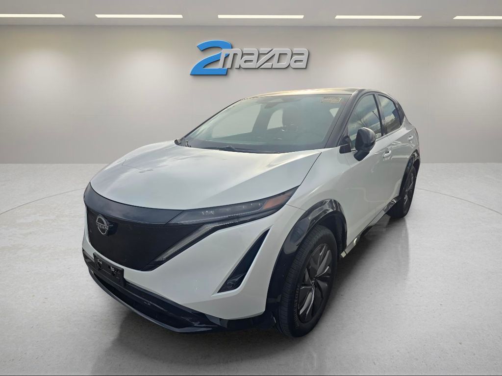 2024 Nissan ARIYA Engage's photo