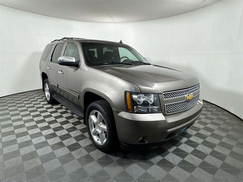 2012 Chevrolet Tahoe LS photo 4