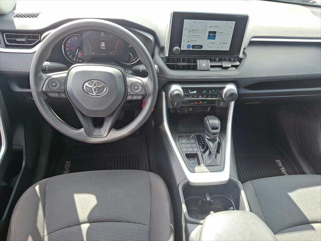 2024 Toyota RAV4 LE photo 13