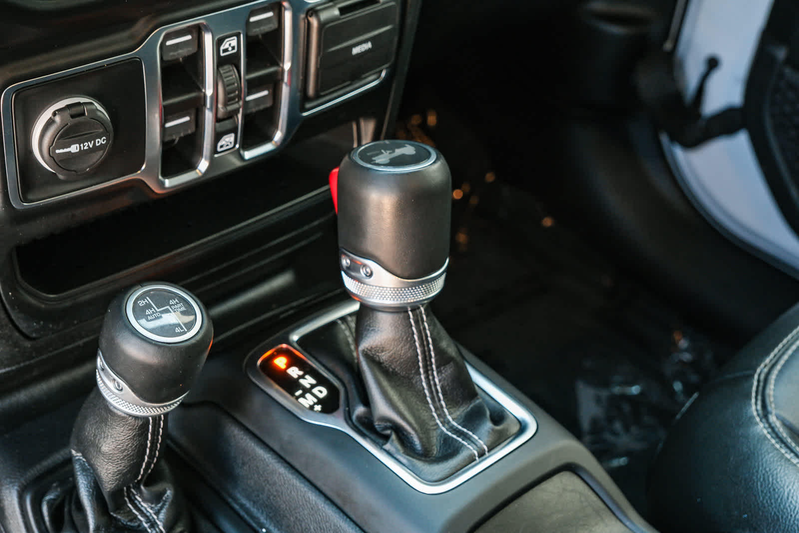 2022 Jeep Wrangler 4xe Unlimited Sahara photo 20