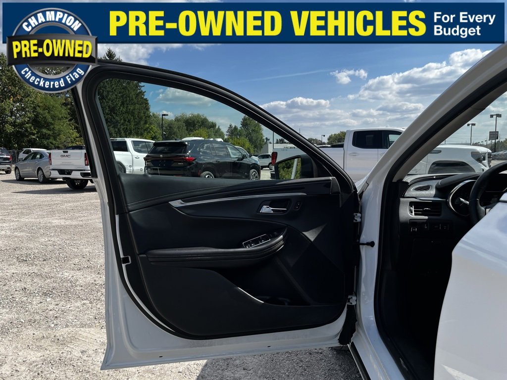 2016 Chevrolet Impala 1LT photo 9