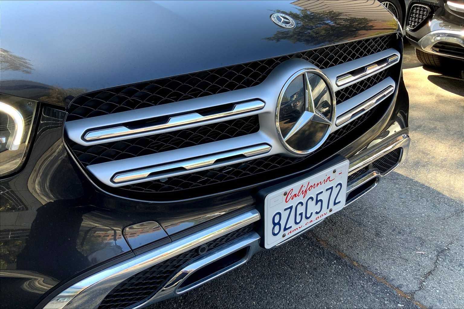 2021 Mercedes Benz GLC 300 photo 28
