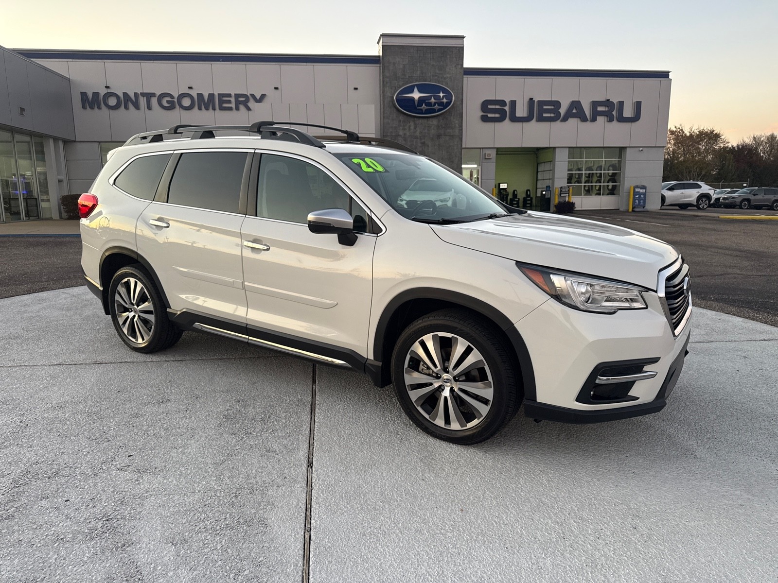 2020 Subaru Ascent Touring's photo