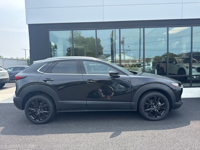 2022 Mazda CX-30 2.5 Turbo Premium photo 2