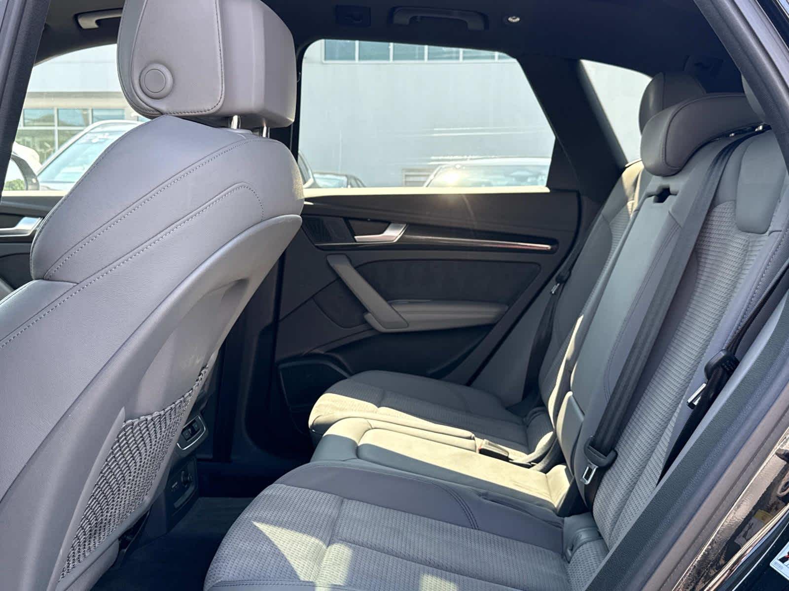 2022 Audi SQ5 Premium Plus photo 15