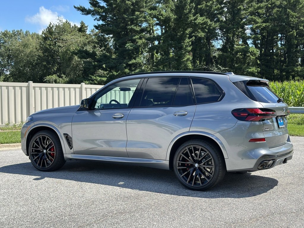 2026 Bmw X5 M60i photo 3