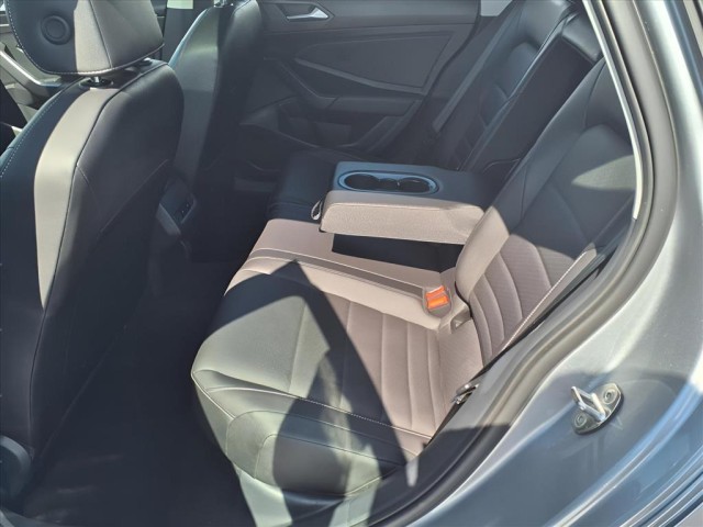 2021 Volkswagen Jetta SE photo 9
