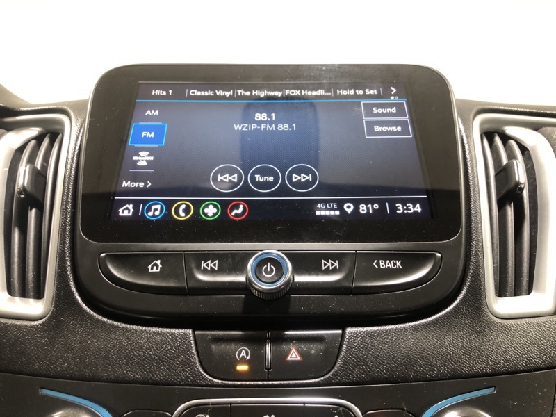 2022 Chevrolet Malibu 1LT photo 24