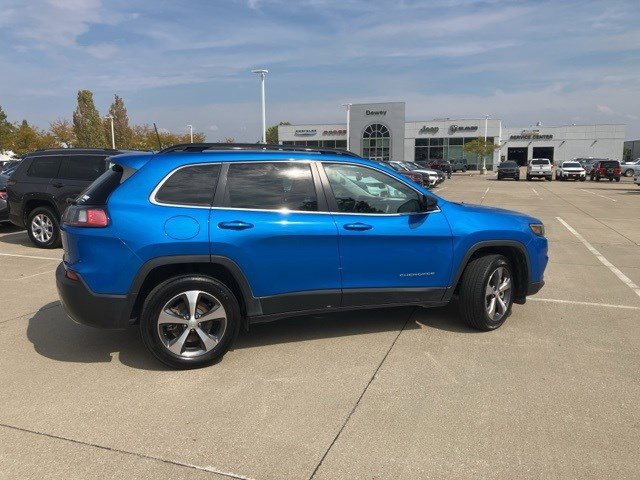 2022 Jeep Cherokee Limited photo 2