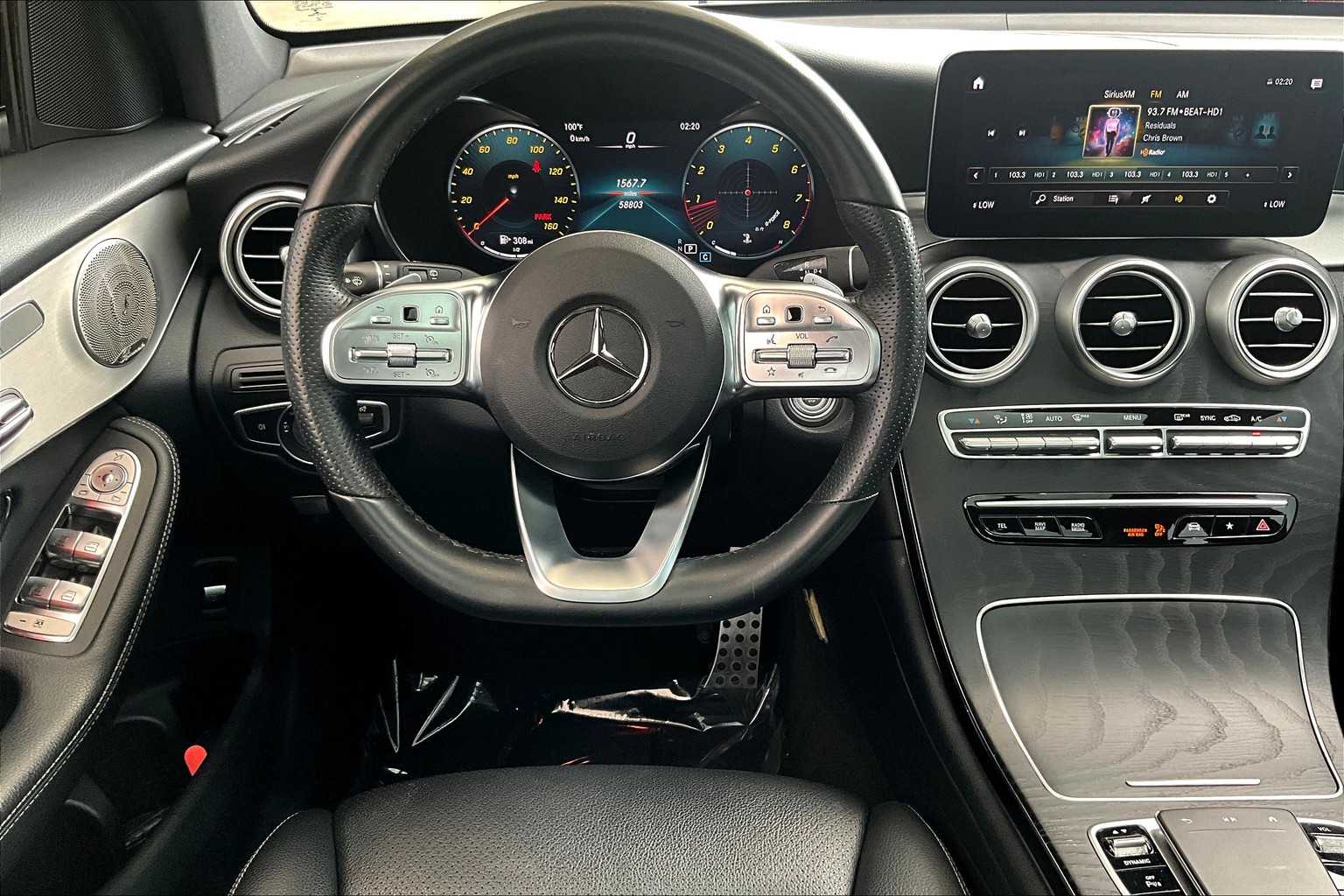 2021 Mercedes Benz GLC 300 photo 5
