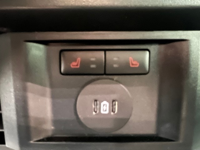 2025 Ford F-350 Lariat photo 19