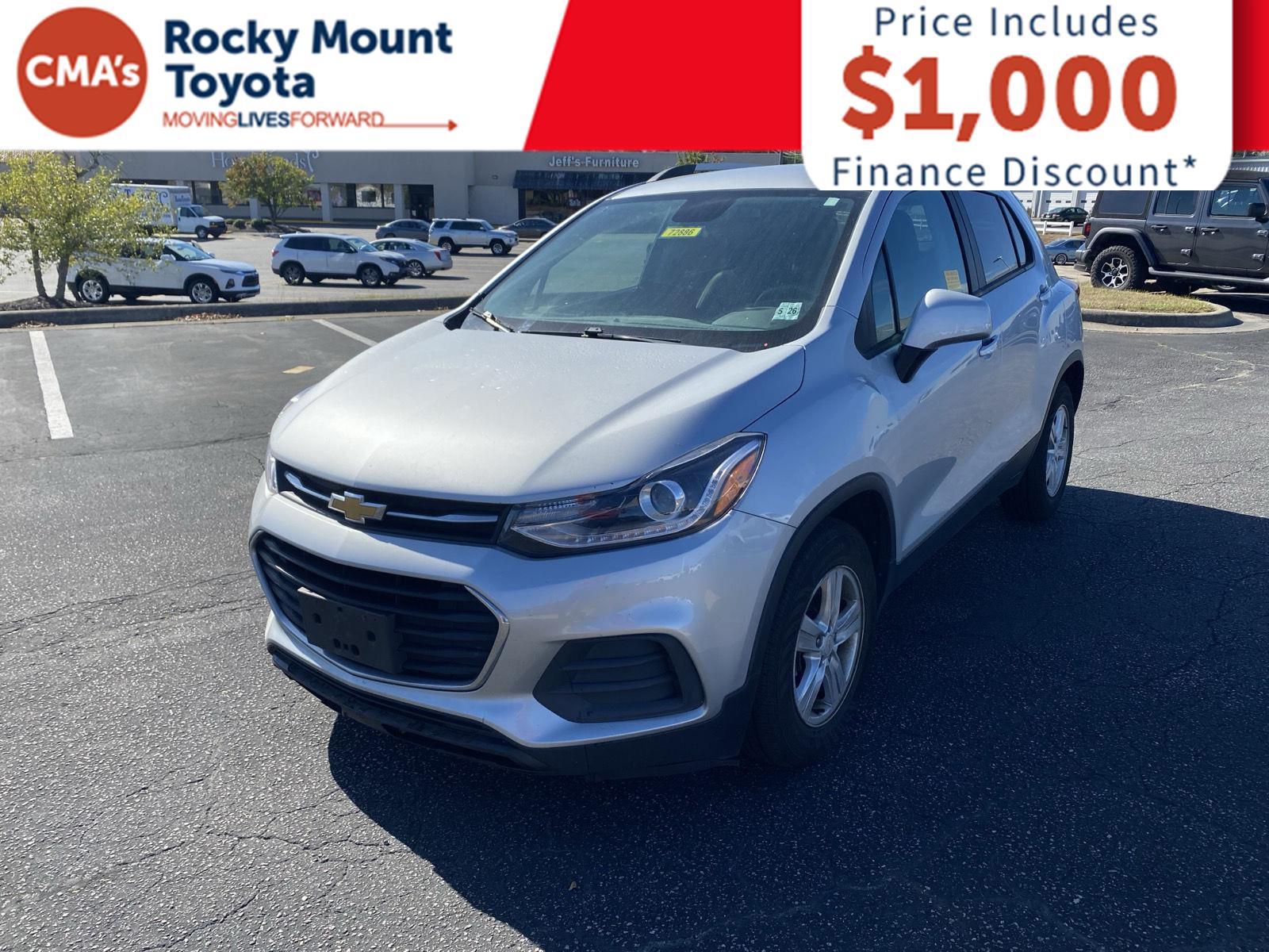 2021 Chevrolet Trax LT photo 3
