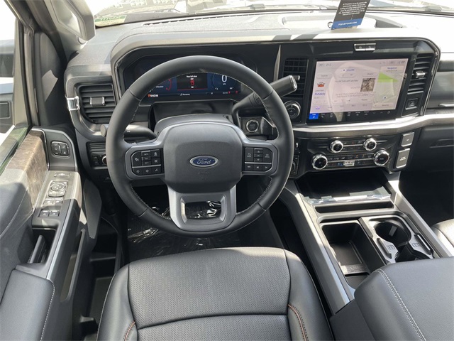 2026 Ford F-350 Lariat photo 5