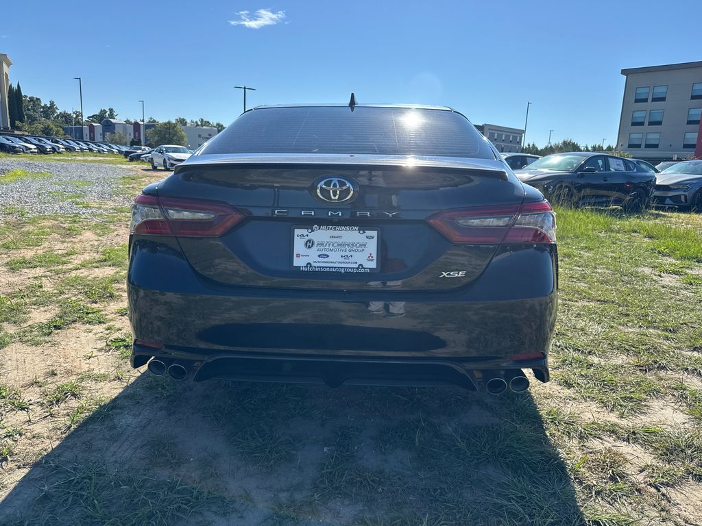 2021 Toyota Camry XSE photo 4