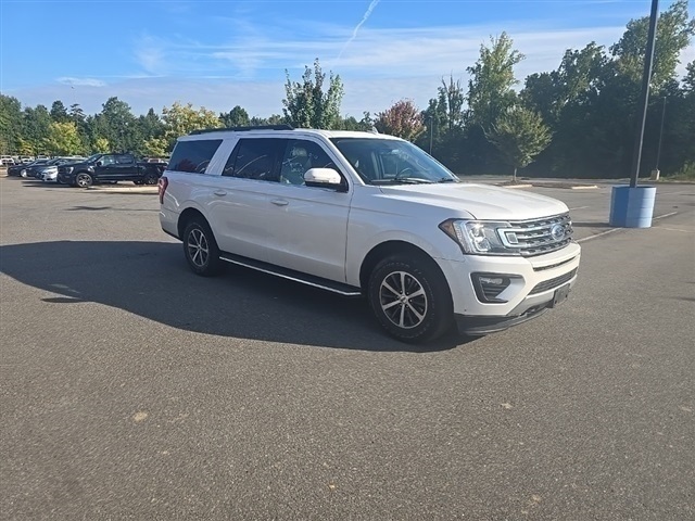 2019 Ford Expedition MAX XLT photo 2
