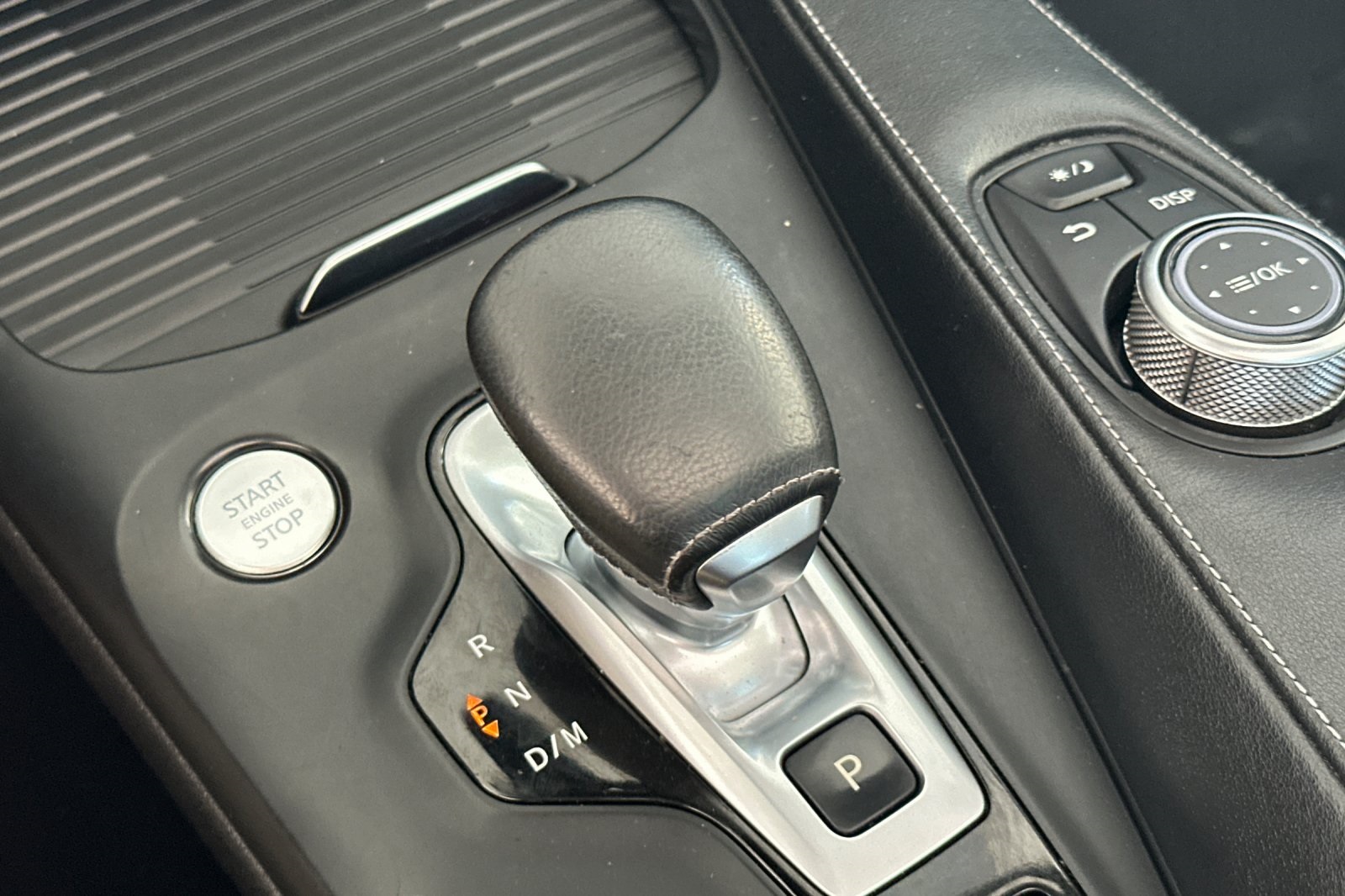 2019 Infiniti QX50 Luxe photo 18