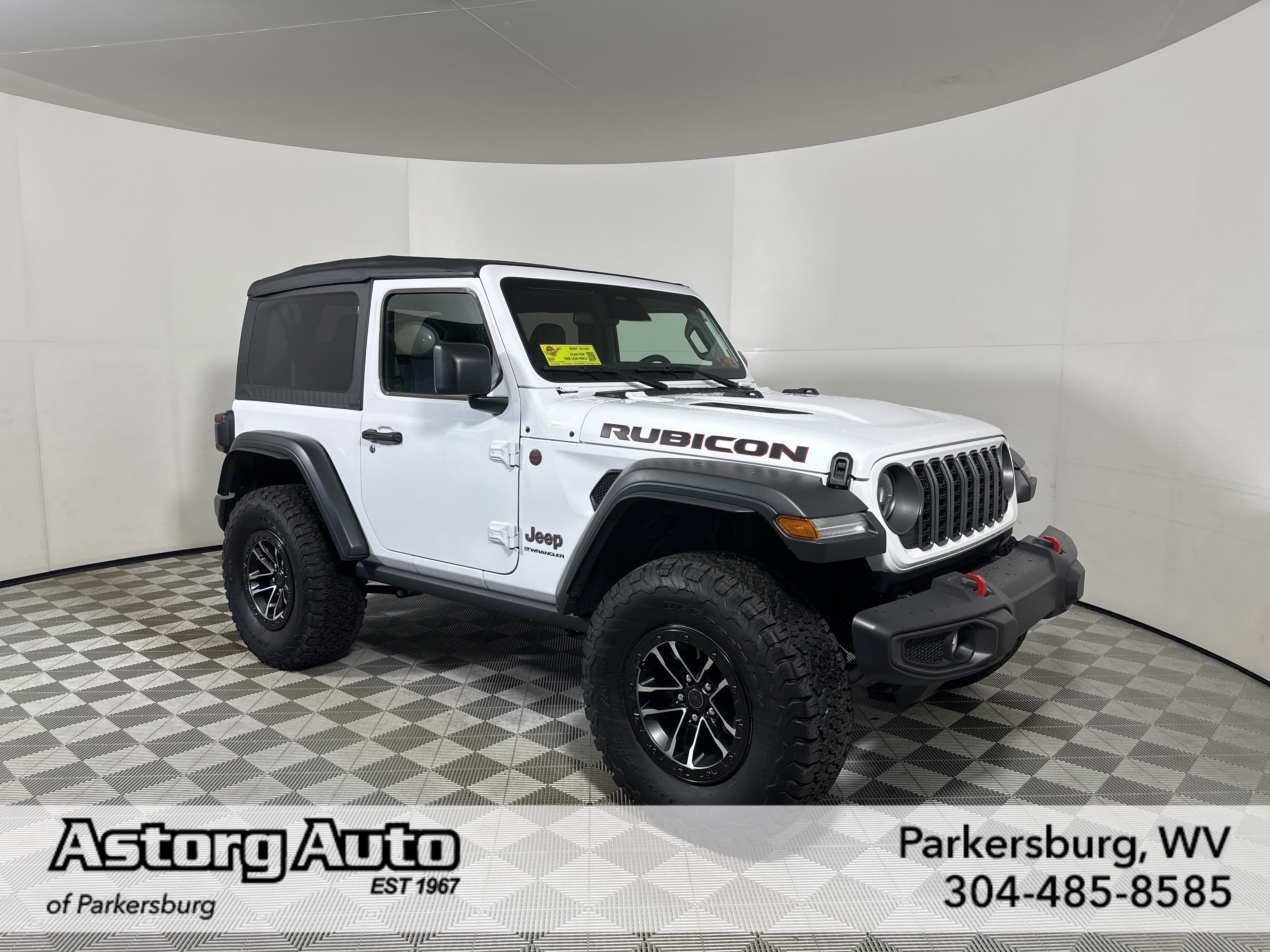 2025 Jeep Wrangler 2-Door Rubicon's photo