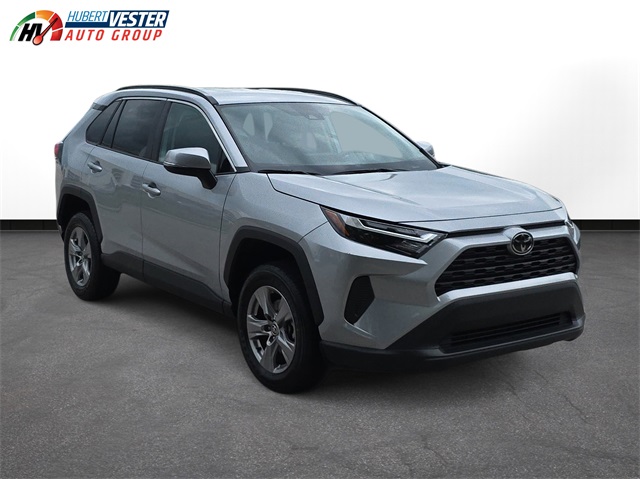2024 Toyota RAV4 XLE photo 4