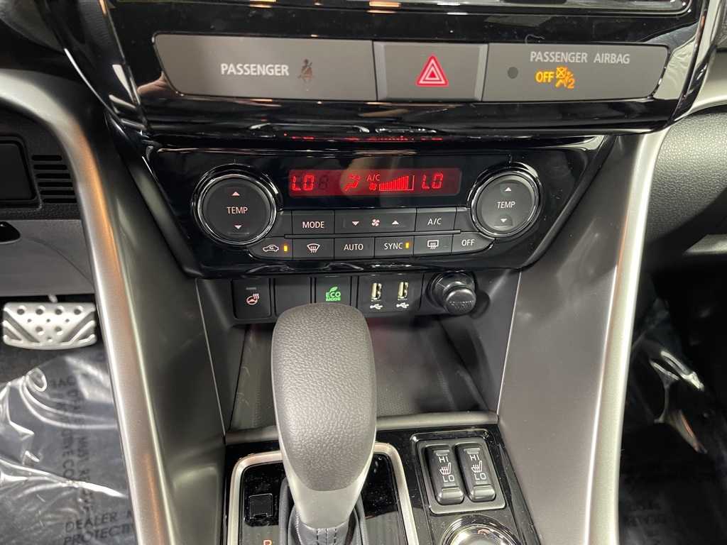 2025 Mitsubishi Eclipse Cross SEL photo 14