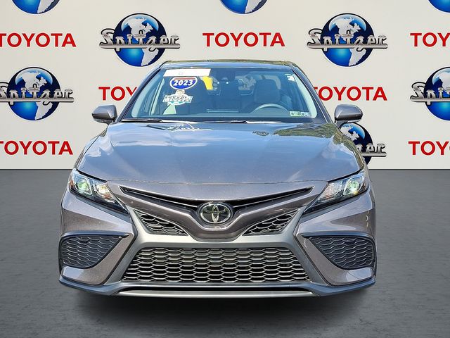 2023 Toyota Camry SE photo 2