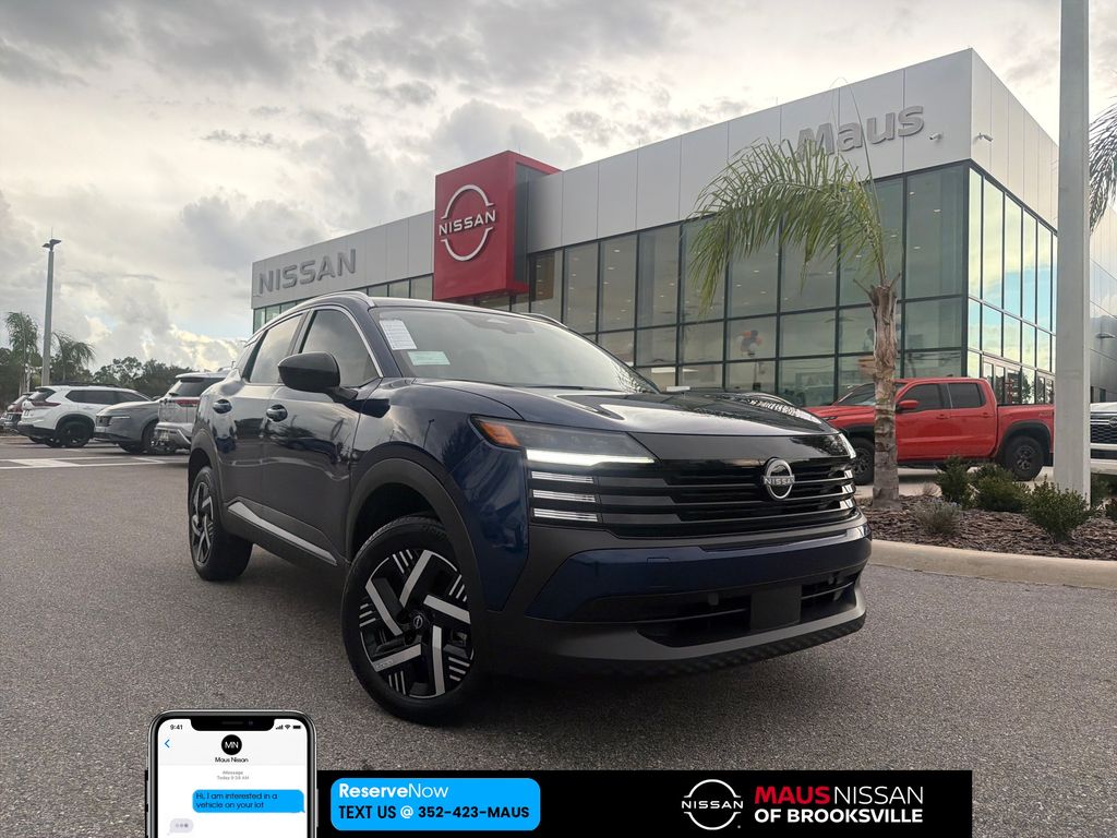 2026 Nissan KICKS SV's photo