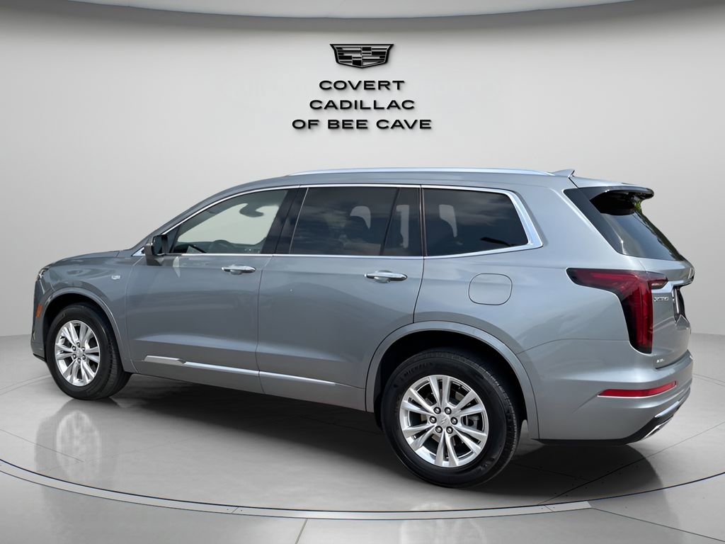 2023 Cadillac XT6 Luxury photo 6