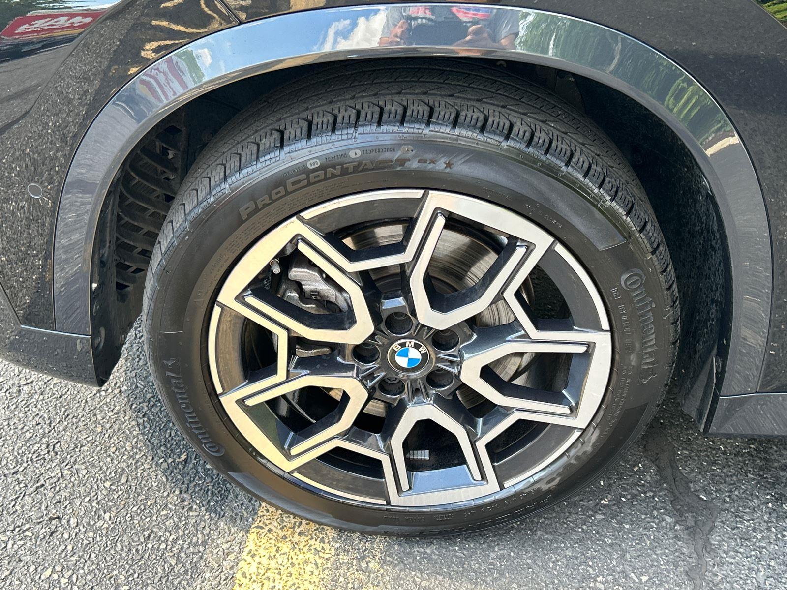 Used 2025 Jet Black BMW xDrive28i image 8
