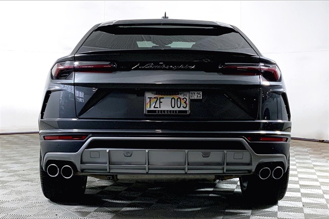2019 Lamborghini Urus Base photo 10