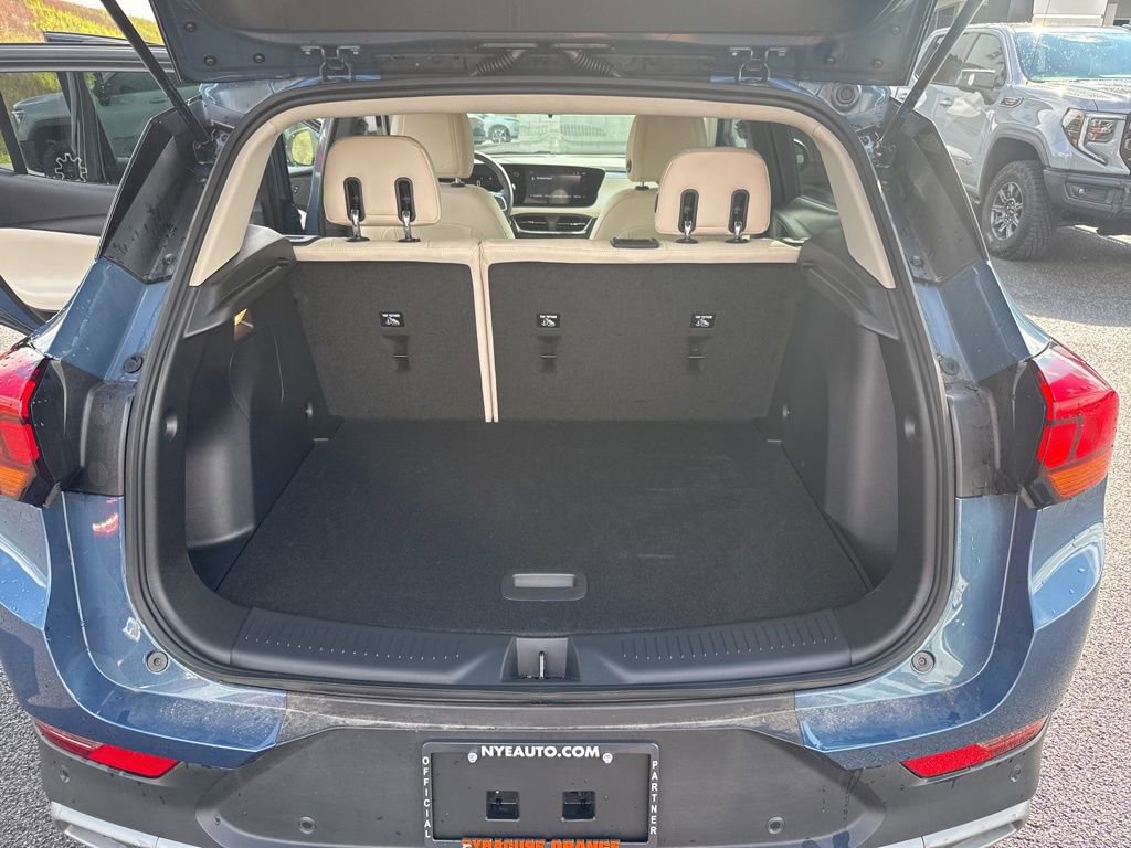 2025 Buick Encore GX Preferred photo 13