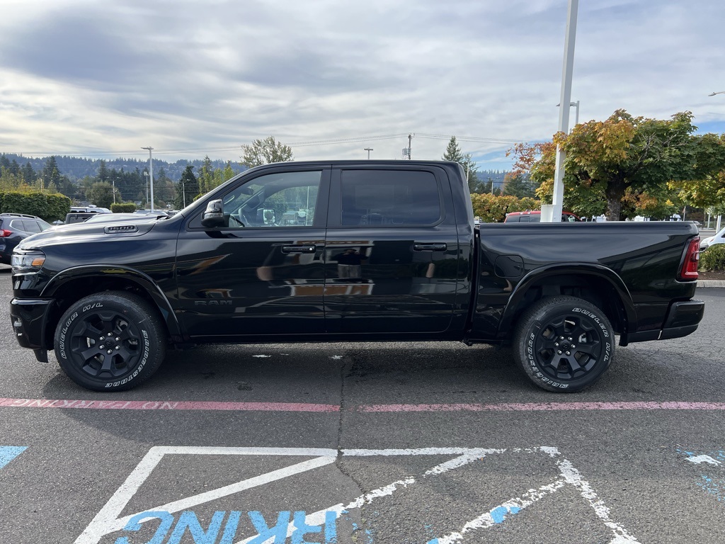 2025 Ram 1500 Big Horn Lone Star photo 4